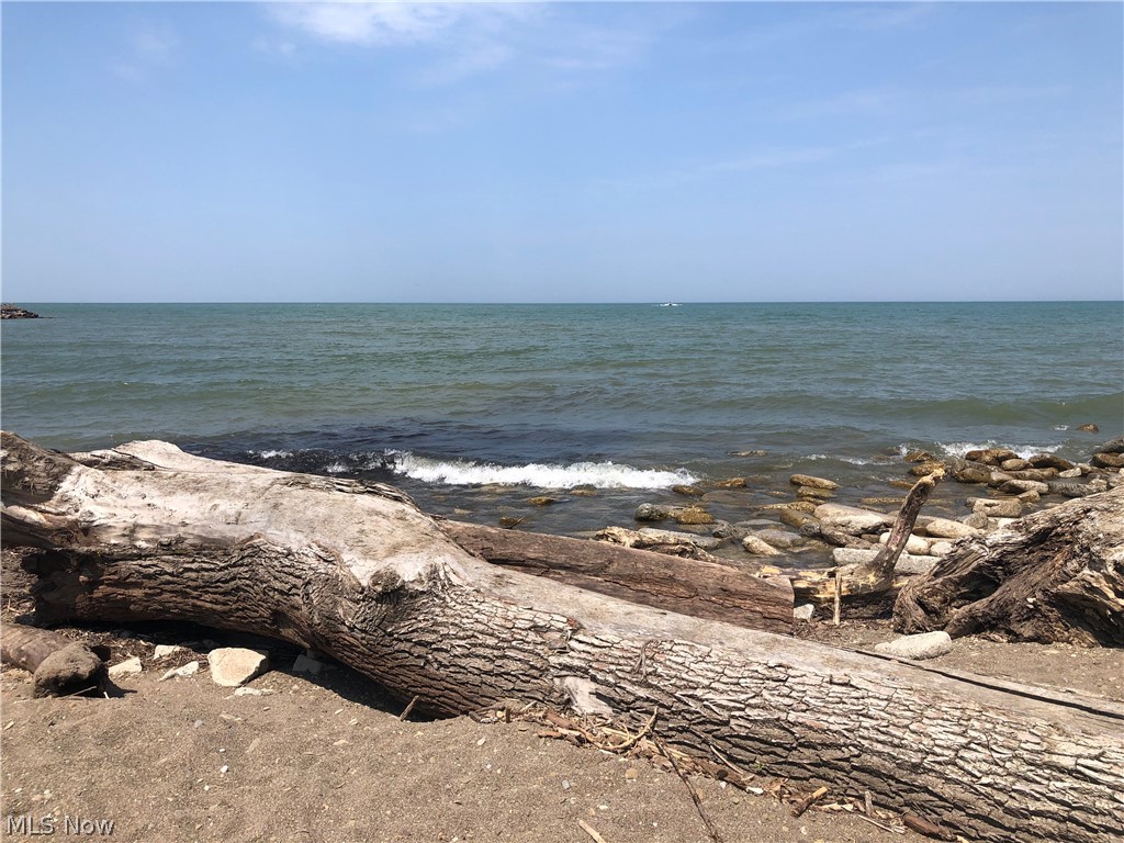 Chagrin Harbor Beach - Residential