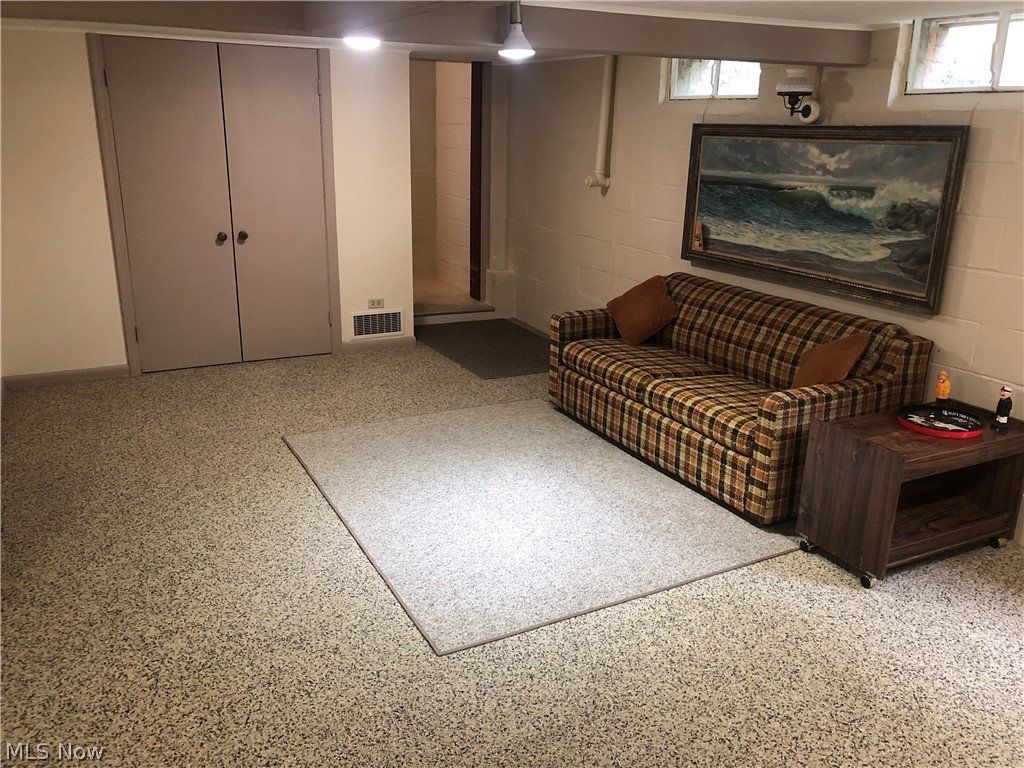 Chagrin Harbor Beach - Residential