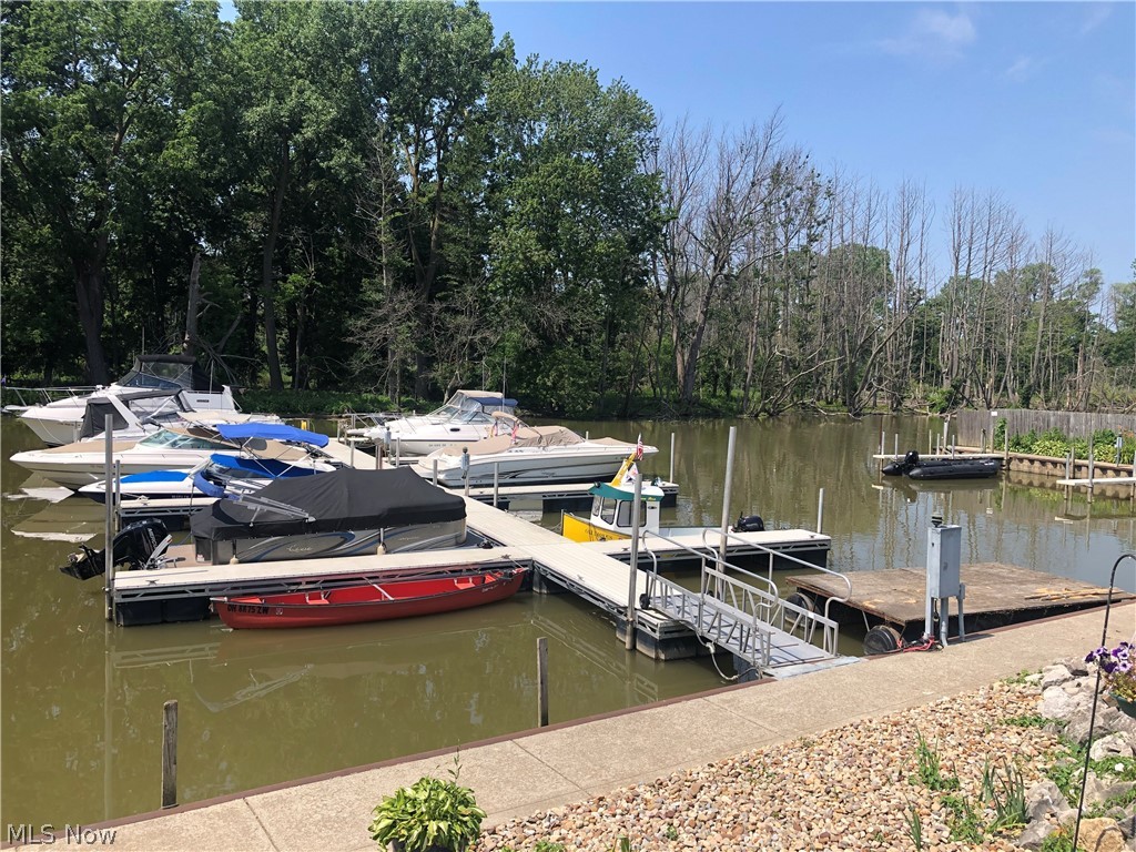 Chagrin Harbor Beach - Residential