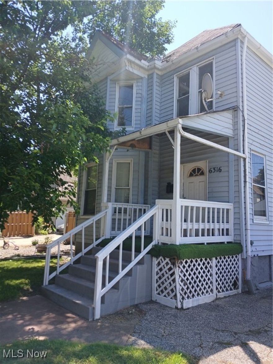 Great area with surrounding newer construction, minutes from down town, Metro Parks, public transportation, and amenities. Come see the possibilities. Fix it and make it your own or investment property.