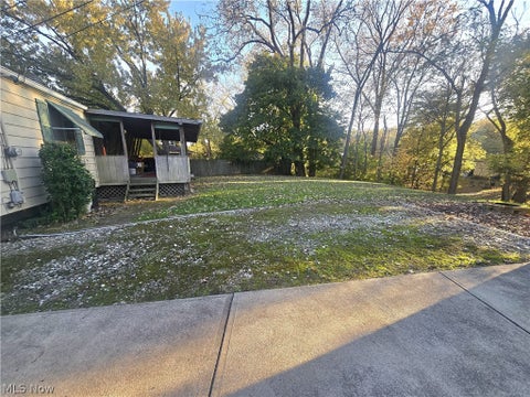 Tiny photo for 7670 Sleepy Hollow Drive, Parma, OH 44130 (MLS # 5255542)