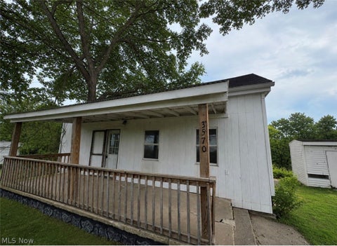 Multifamily For Sale - 3570 Ridge Road<br/> Muskingum County, Zanesville, OH 43701