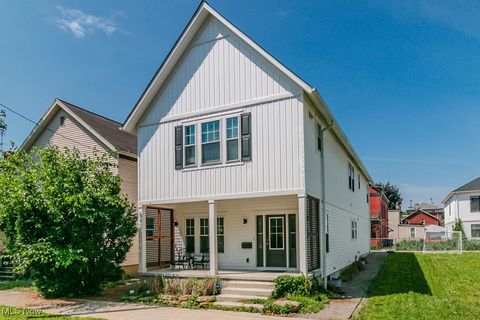 2074 W 33rd Street Cleveland OH 44113