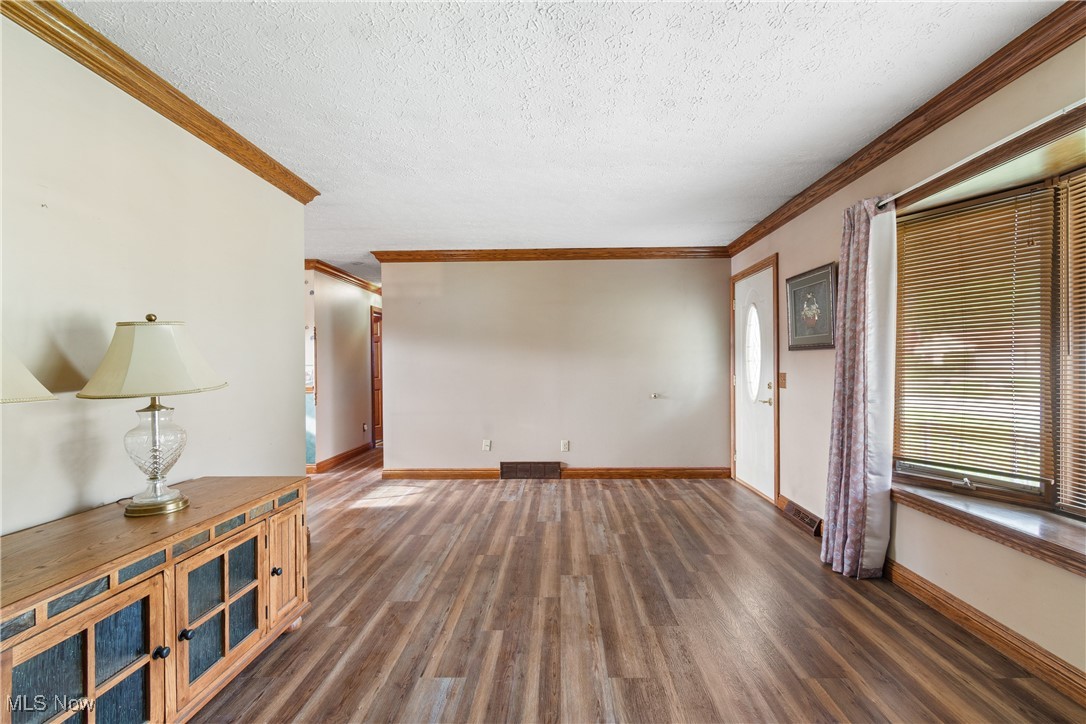 554 Tanya Avenue, Massillon, Ohio image 4