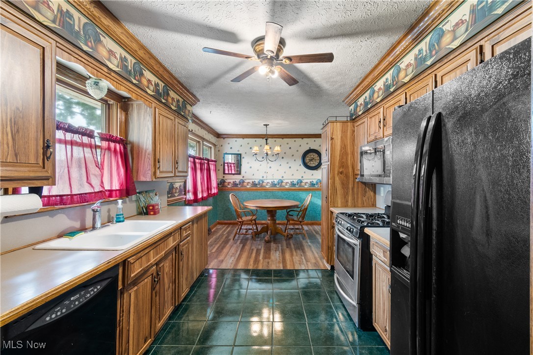 554 Tanya Avenue, Massillon, Ohio image 7