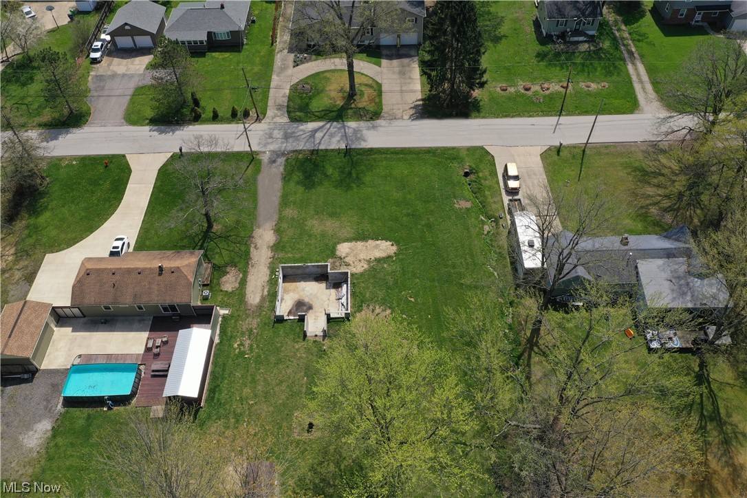 Clairmont Acres - Land