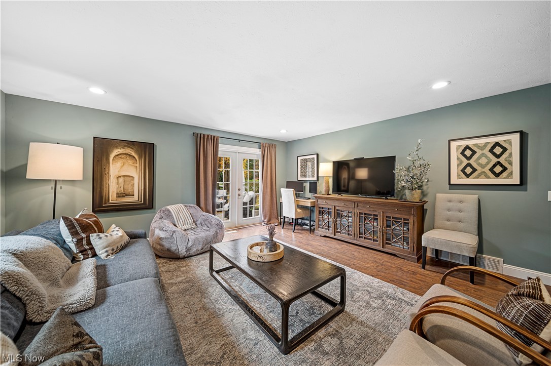 Gates Mills Blvd Estates - Residential