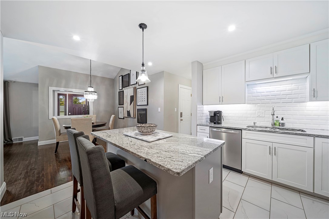 Gates Mills Blvd Estates - Residential