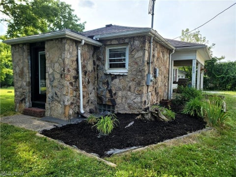 Tiny photo for 220 Robert Drive, Kent, OH 44240 (MLS # 5252868)