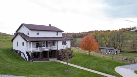 Homes For Sale - 3841 Township Road 110<br/> Holmes County, Millersburg, OH 44654