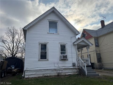 3291 W 54th Street Cleveland OH 44102