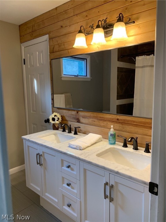 Village/New Middletown - Residential