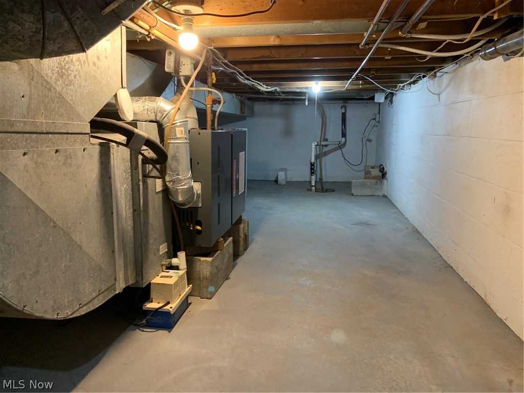 Village/New Middletown - Residential