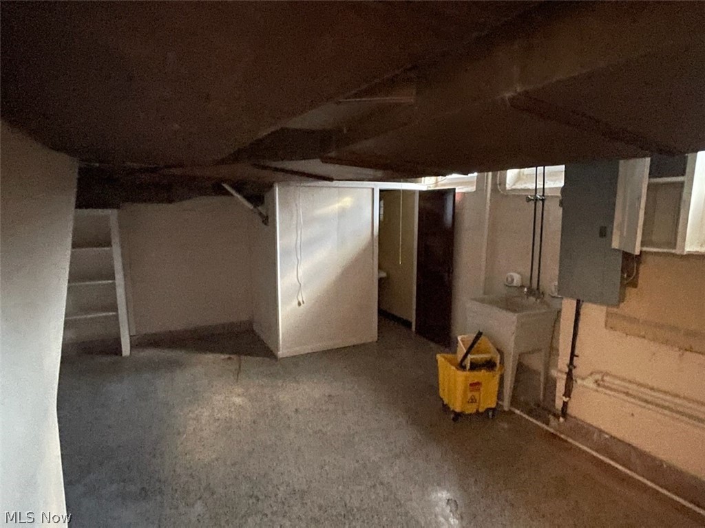 Warrensville - Residential Lease