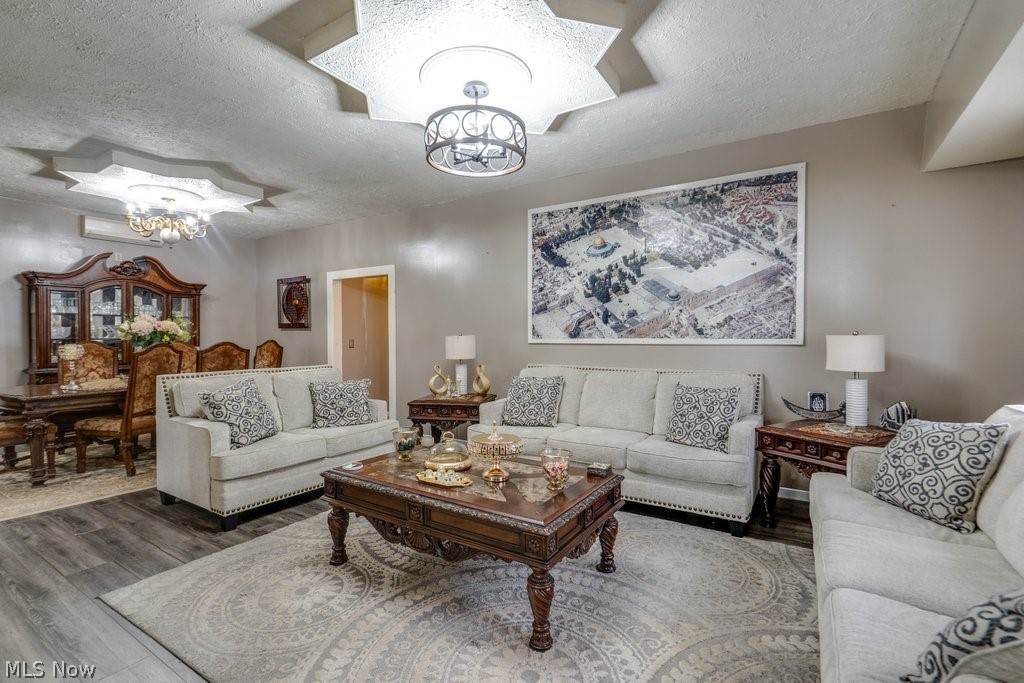 Hubbard - Residential