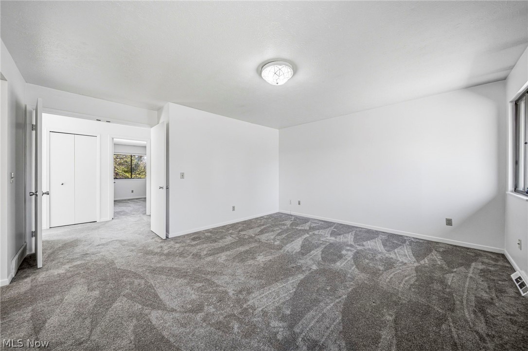 Woodhawk Club Condo - Residential