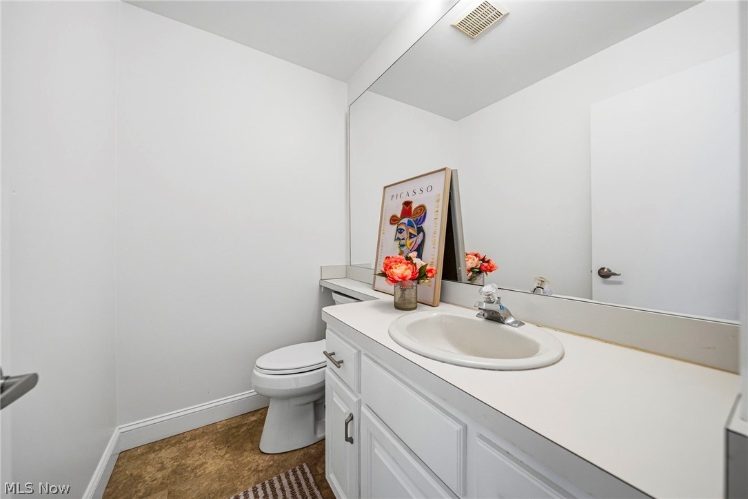 Woodhawk Club Condo - Residential