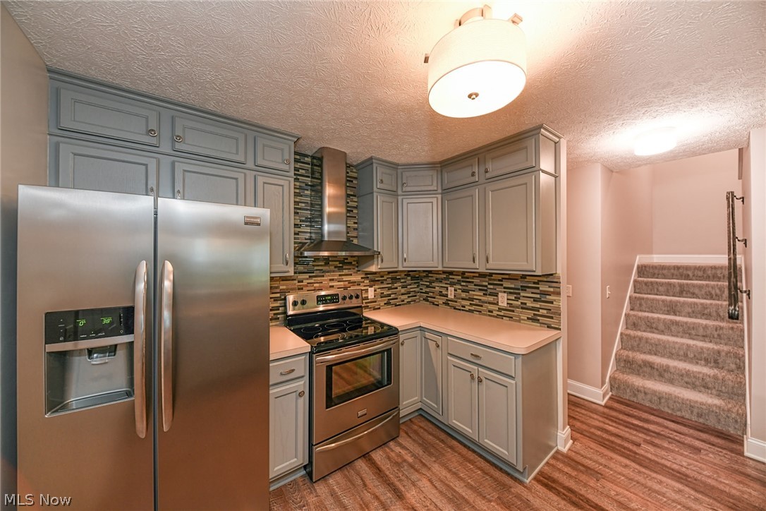 Corner Stone Condo - Residential