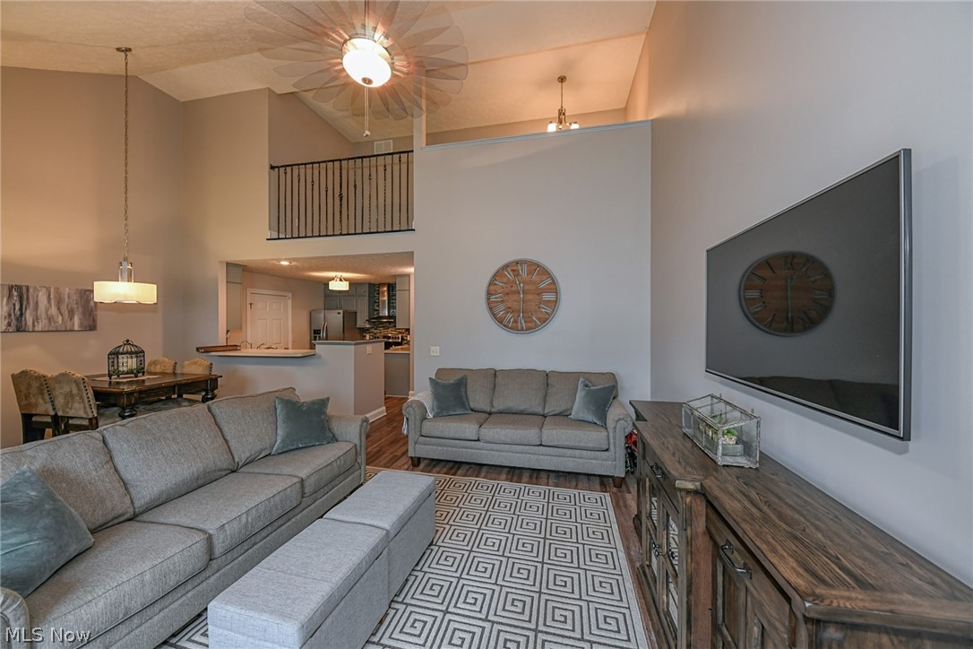 Corner Stone Condo - Residential