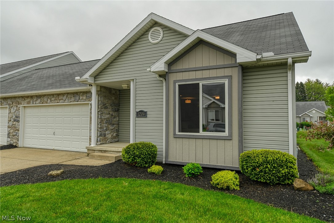 Corner Stone Condo - Residential