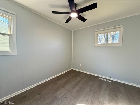 Tiny photo for 4429 Norfolk Avenue, Lorain, OH 44055 (MLS # 5189429)