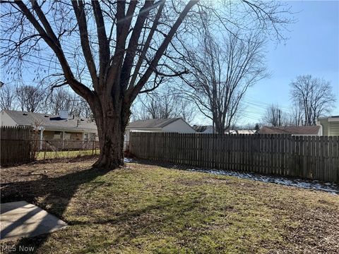 Tiny photo for 4429 Norfolk Avenue, Lorain, OH 44055 (MLS # 5189429)