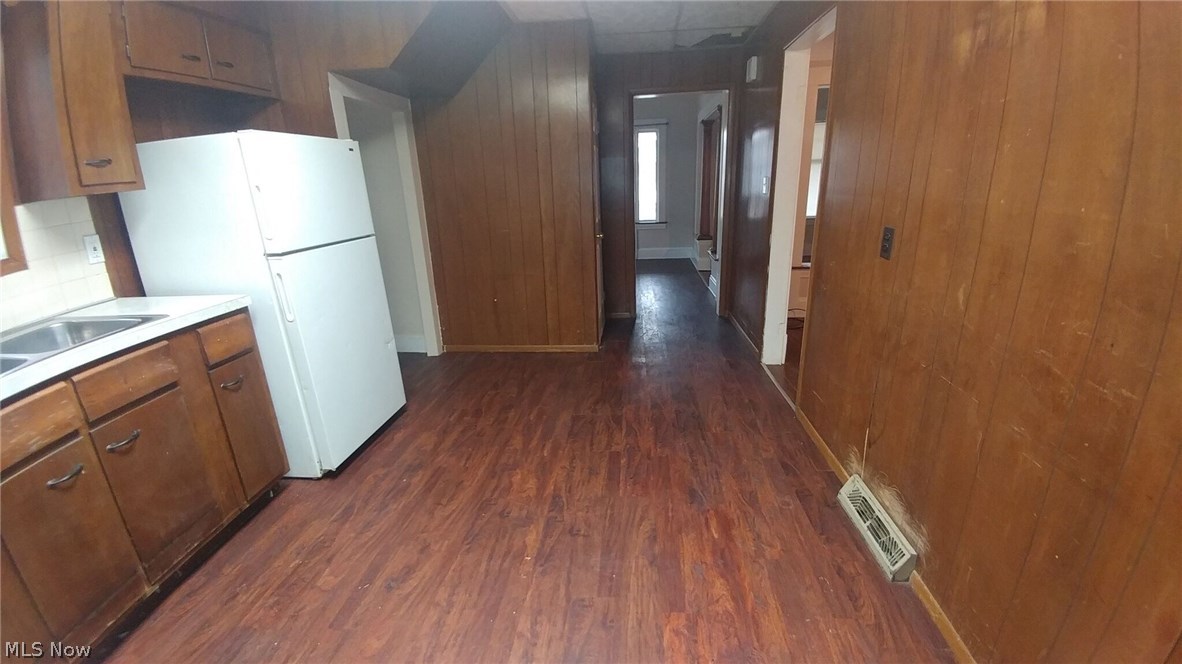 Brooklyn Park Allotment - Residential Lease