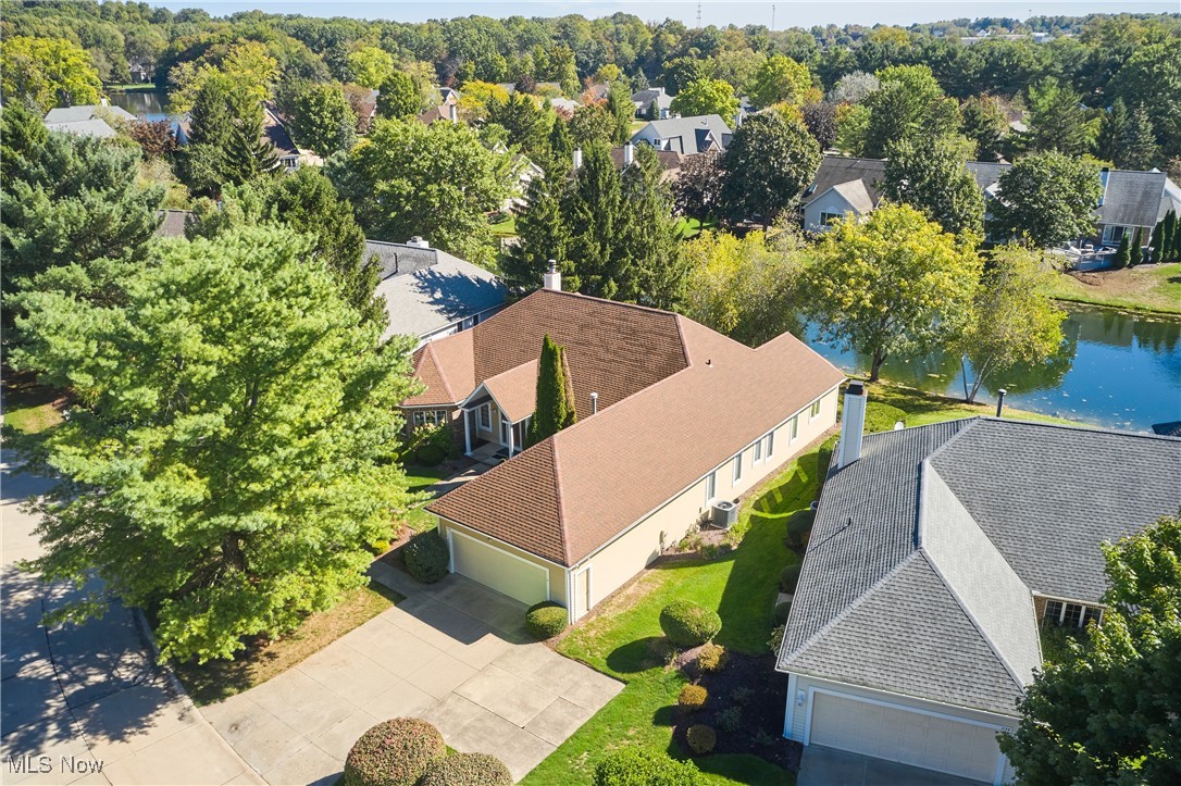 Village Crystal Lakes Condo - Residential