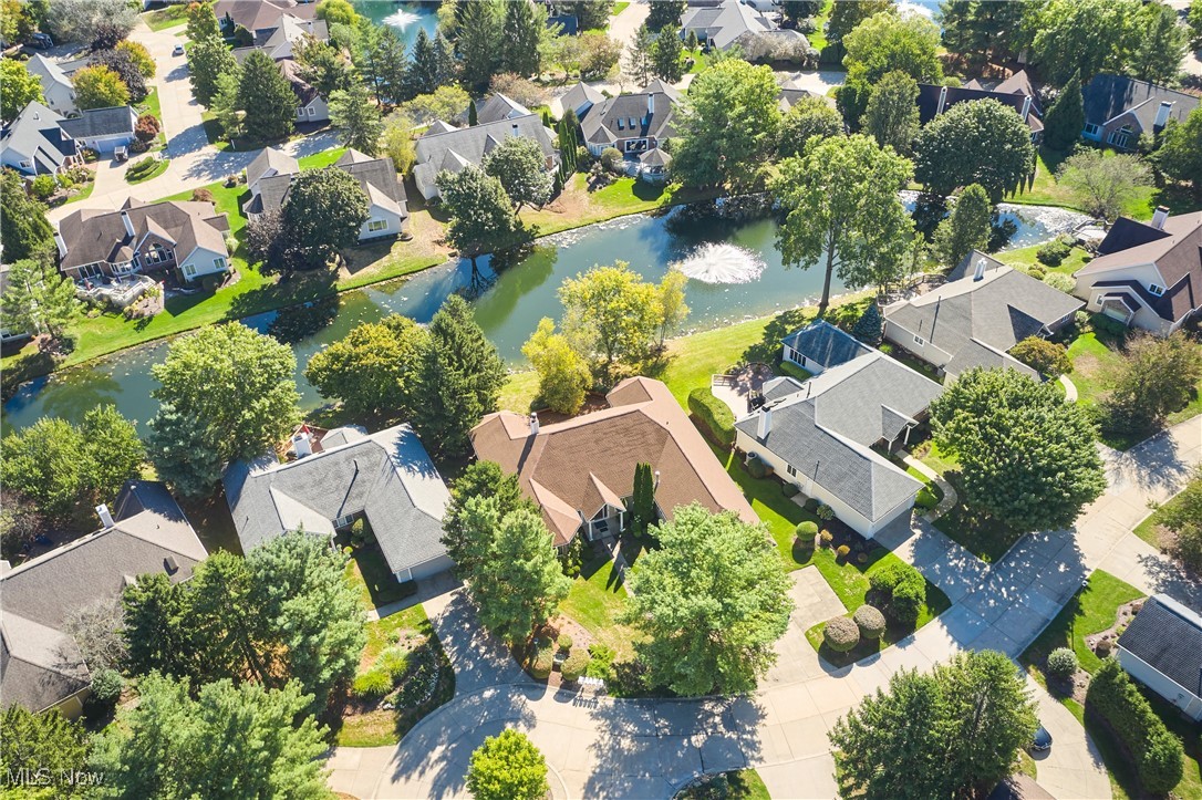 Village Crystal Lakes Condo - Residential