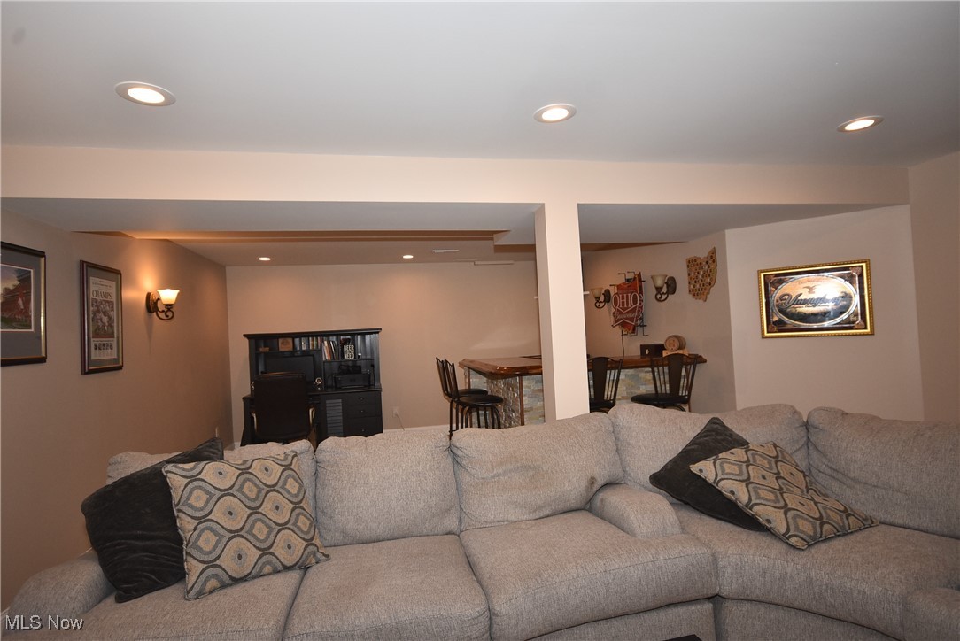 5310 Hampton Court, Zanesville, Ohio image 15