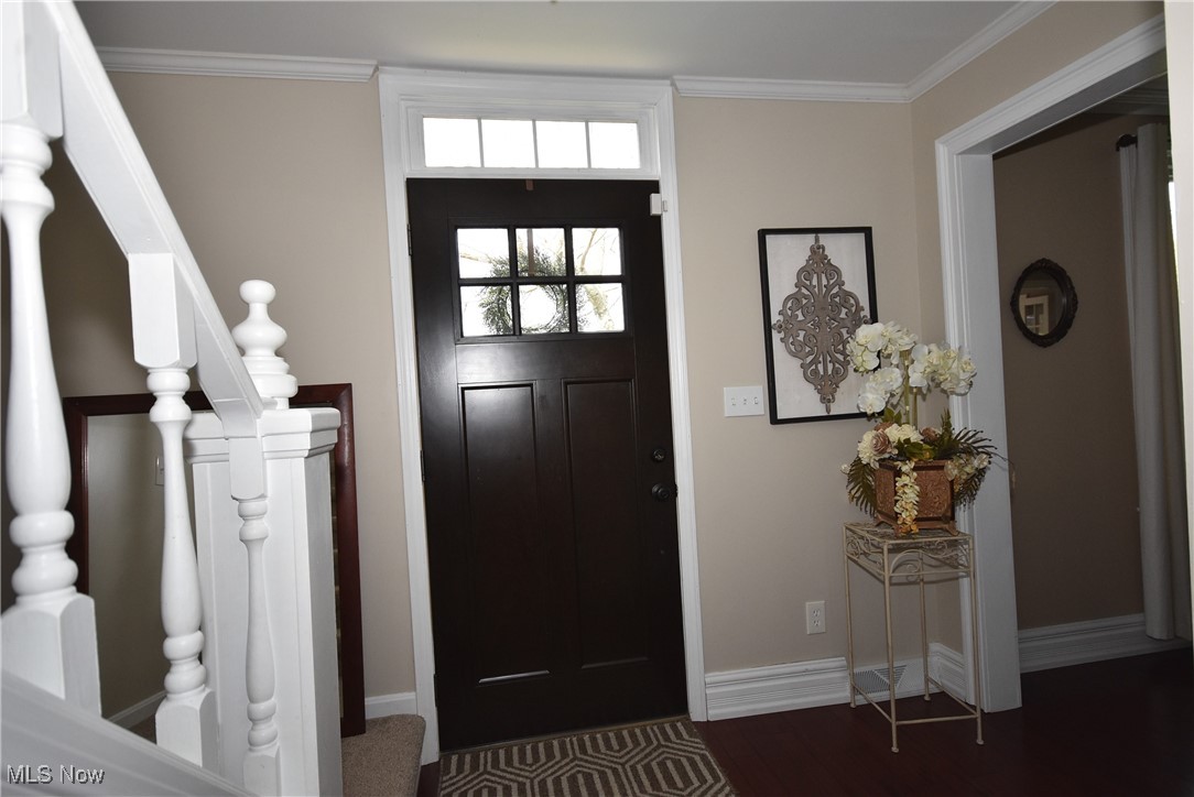 5310 Hampton Court, Zanesville, Ohio image 2