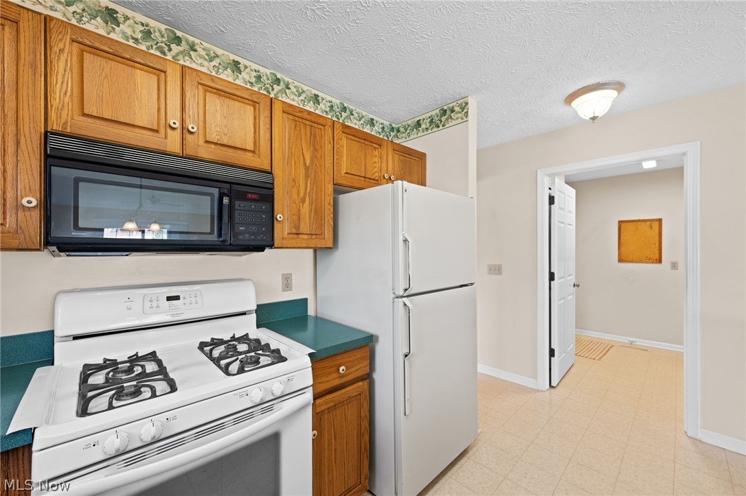 Swan Lake - Residential