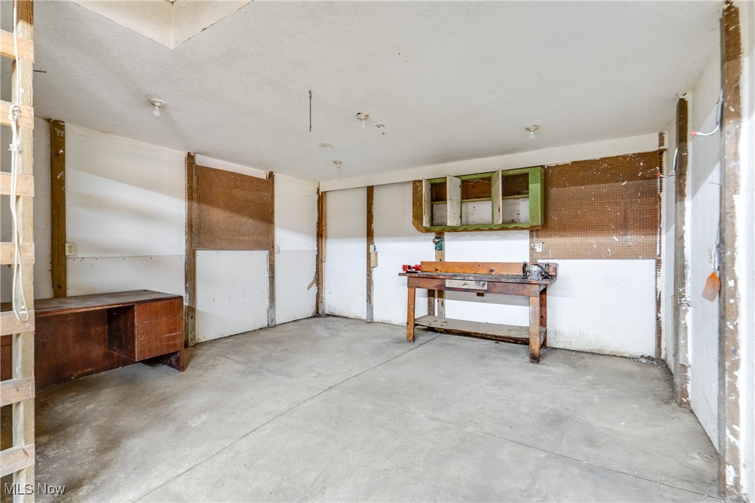 Suffield - Residential