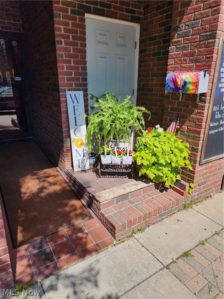 13-17 N 4th Street