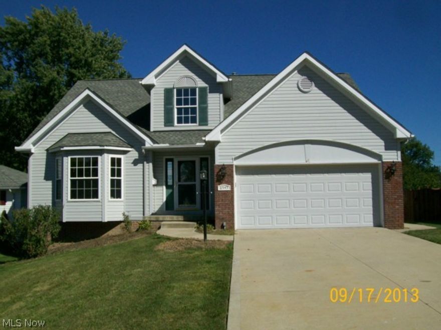 Property has multiple offers, Highest and Best due 4/2/14 3:00 pm.  This gorgeous home looks like a model home. Fabulous curb appeal with 3 bedrooms; 2.5 baths; is just the beginning of what's in store for you. Open floor plan which lead you back to the expansive kitchen, morning room and great room. Kitchen features an abundance of beautiful oak cabinetry and beautiful spacious counter tops. Call for your showing today. This is a Fannie Mae HomePath Property.  Check HomePath website  for more details. Eligibility restrictions apply. This property is approved for HomePath Mortgage Financing. This property is approved for HomePath Renovation Mortgage Financing. Purchase this property for as little as 5% down!