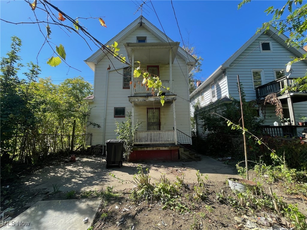 Burrows & Putts - Residential