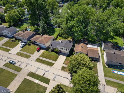 Tiny photo for 11179 Lafayette Drive, Parma Heights, OH 44130 (MLS # 5216831)
