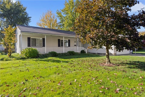 Tiny photo for 5230 Berkeley Drive, Sheffield, OH 44054 (MLS # 5255434)