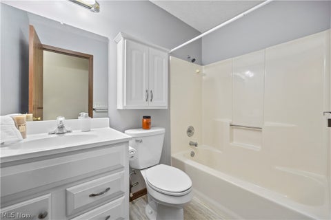 Tiny photo for 5230 Berkeley Drive, Sheffield, OH 44054 (MLS # 5255434)