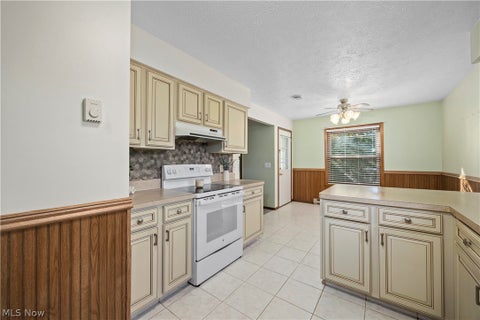 Tiny photo for 5230 Berkeley Drive, Sheffield, OH 44054 (MLS # 5255434)