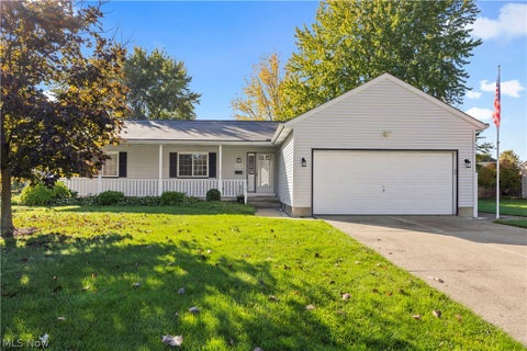 Photo of 5230 Berkeley Drive, Sheffield, OH 44054 (MLS # 5255434)