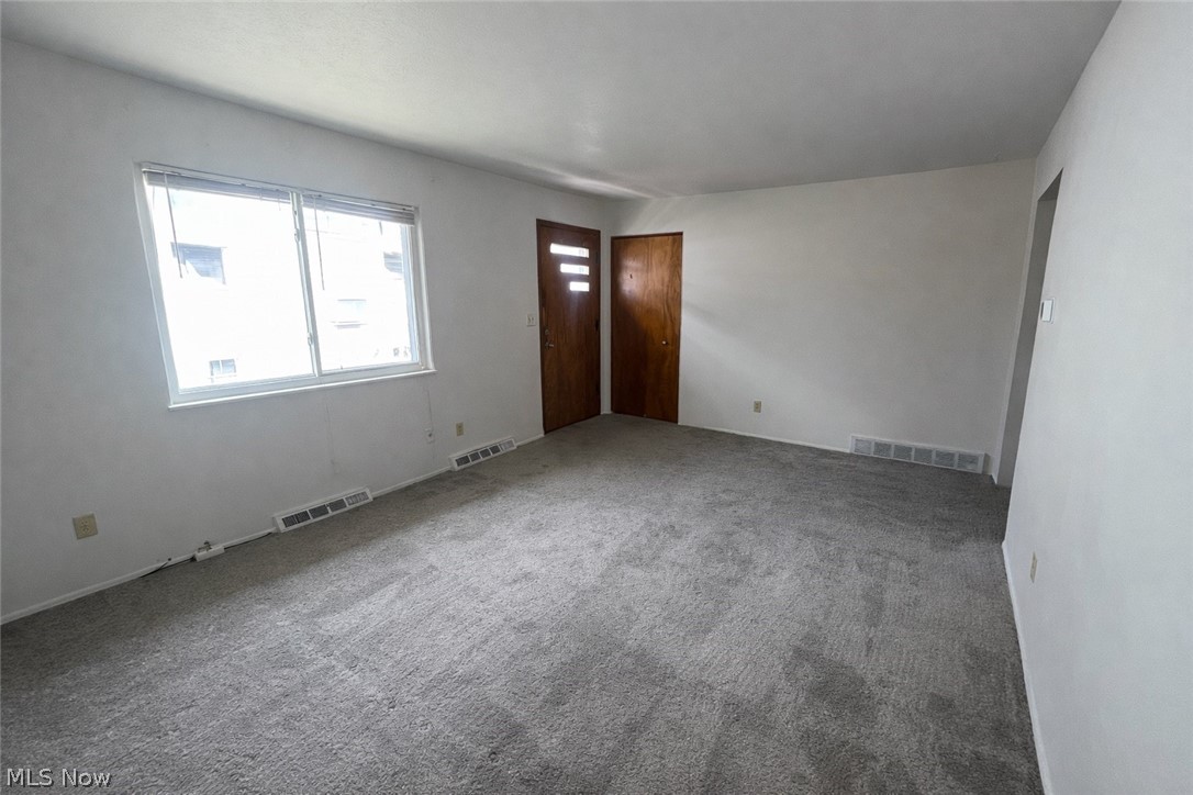 Knollwood - Residential Income