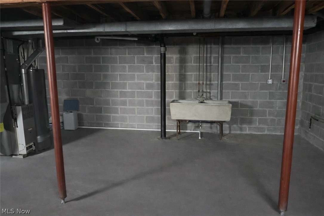 Knollwood - Residential Income