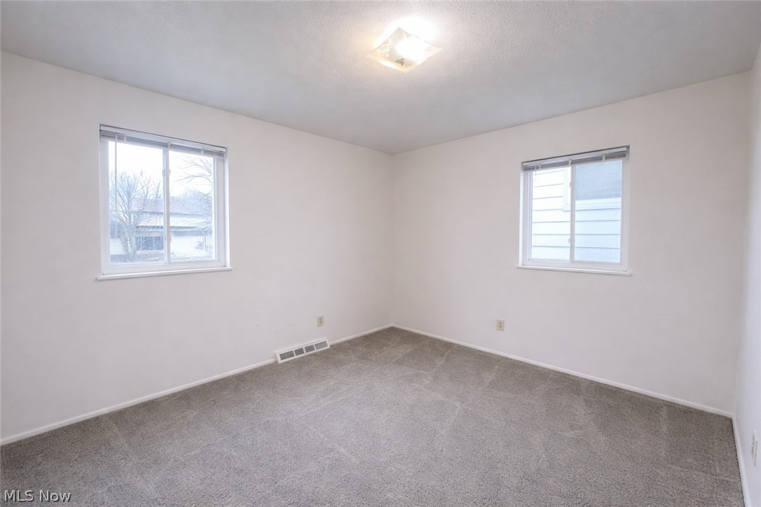 Knollwood - Residential Income