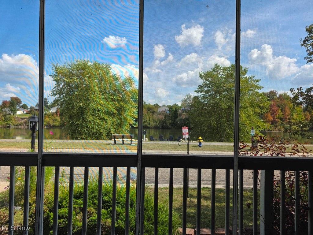 Lakeside Terrace - Residential