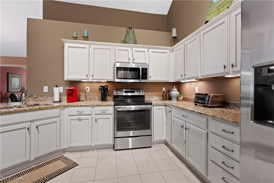 West Vly Condos Ph 18 1 - Residential