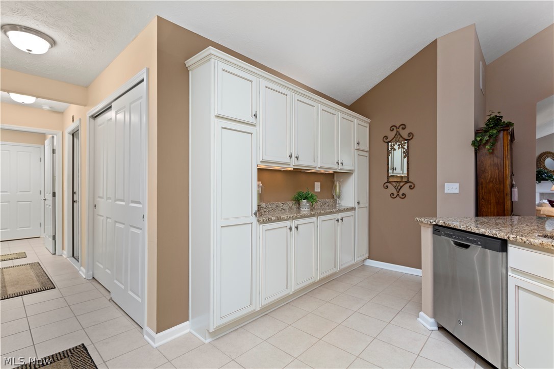 West Vly Condos Ph 18 1 - Residential