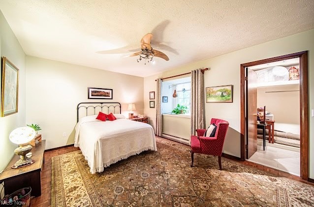 Deepwood Condo - Residential