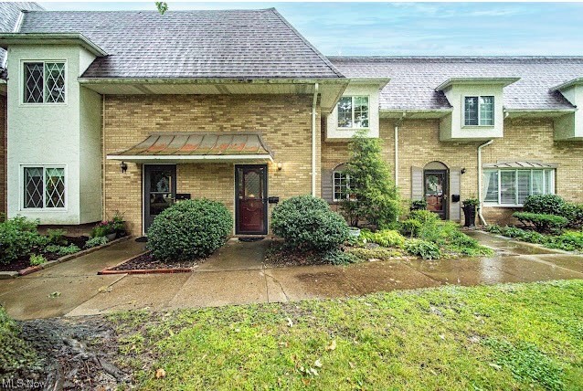 Deepwood Condo - Residential