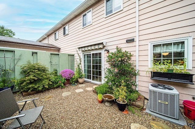 Deepwood Condo - Residential